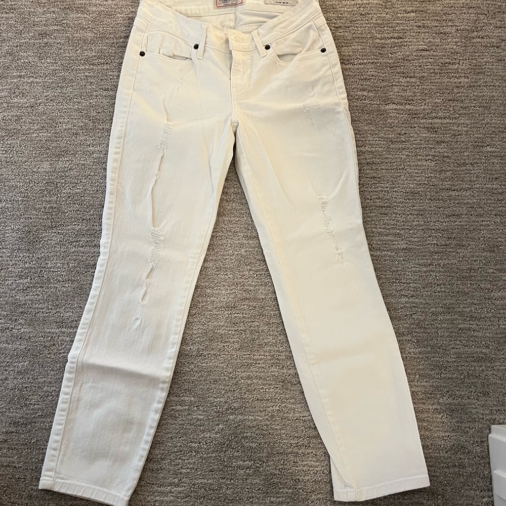 Cropped mid rise Guess jeans